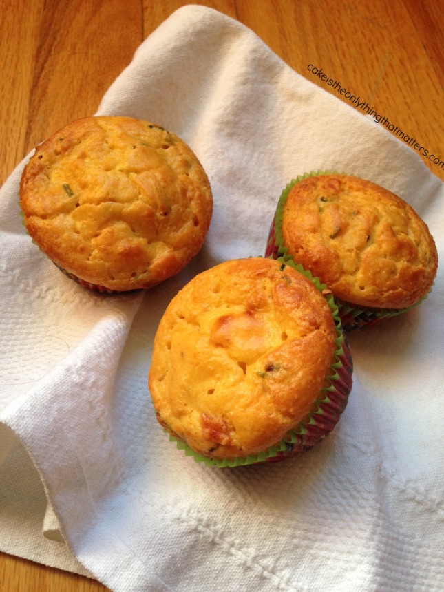 Savory breakfast muffins with ham & chives! (You'd NEVER know they're gluten free!)